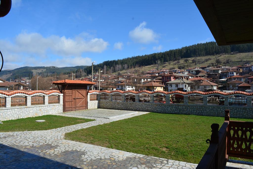 Guest House H Dzhogolanov Kopriwsztica Zewnętrze zdjęcie