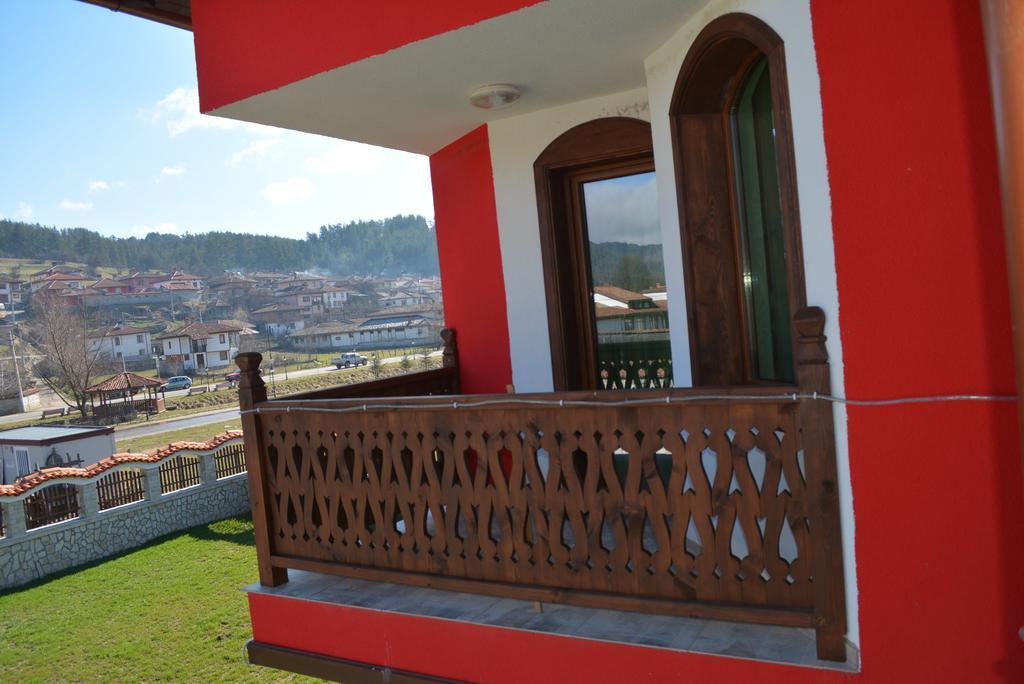 Guest House H Dzhogolanov Kopriwsztica Zewnętrze zdjęcie