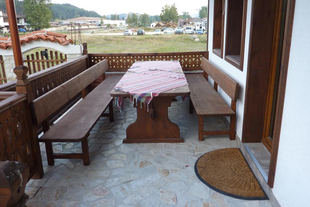 Guest House H Dzhogolanov Kopriwsztica Zewnętrze zdjęcie