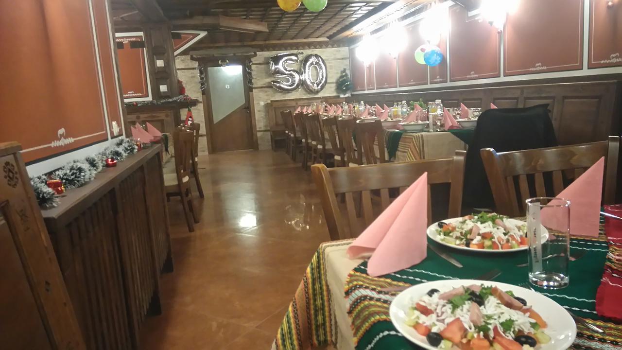 Guest House H Dzhogolanov Kopriwsztica Zewnętrze zdjęcie