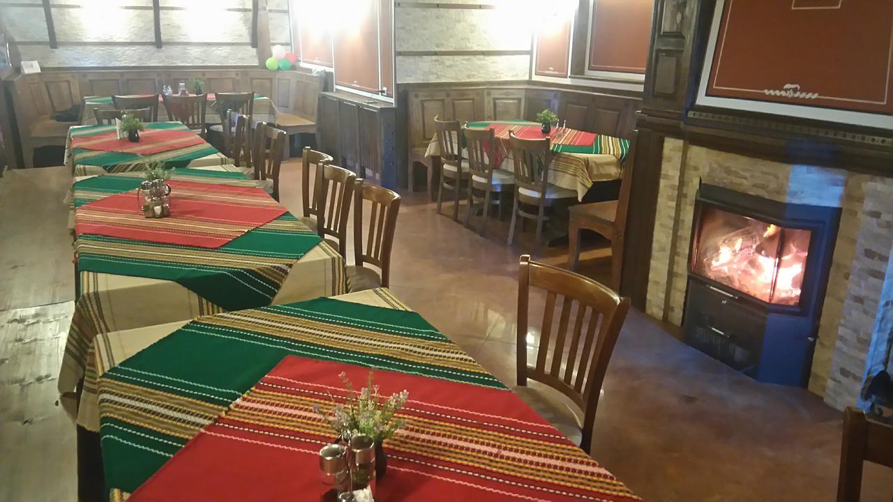 Guest House H Dzhogolanov Kopriwsztica Zewnętrze zdjęcie